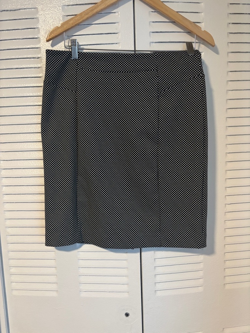 Michael Kors Black & White Micro Dot Pencil Skirt | Classic Chic Size M - Picture 2 of 8